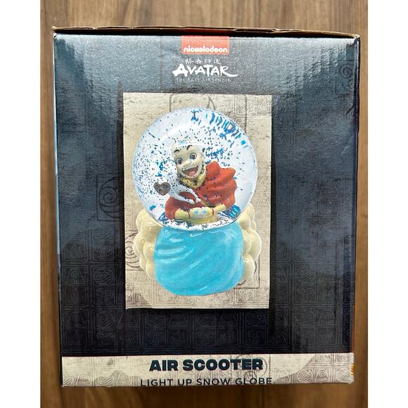 Avatar: The Last Airbender Aang & Momo Air Scooter Snow Globe - Picture 1 of 4
